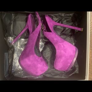 Light purple suede YSL pumps size 36